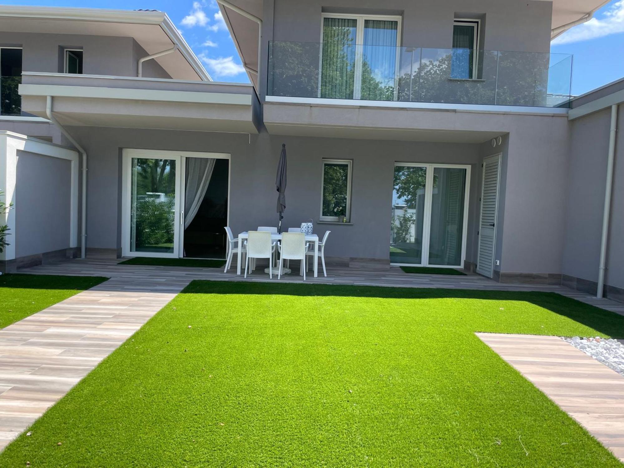 Polinesia 10 Villa Lido delle Nazioni Ngoại thất bức ảnh